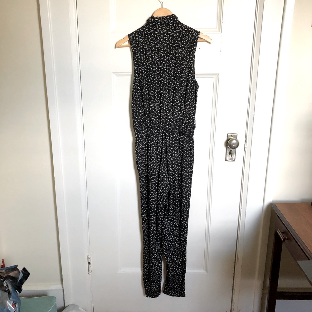 Fun fitted floral black & white jumpsuit size S - Picture 9 of 10